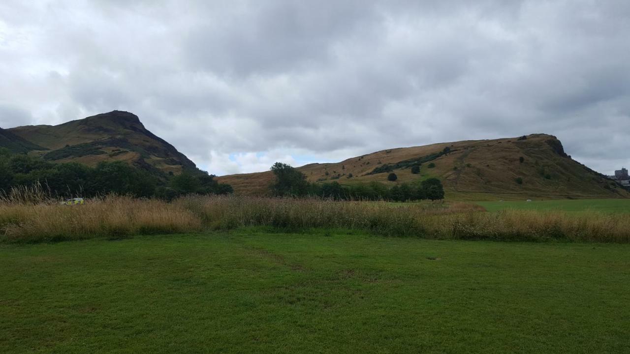 Holyrood Park Apartment 爱丁堡 外观 照片